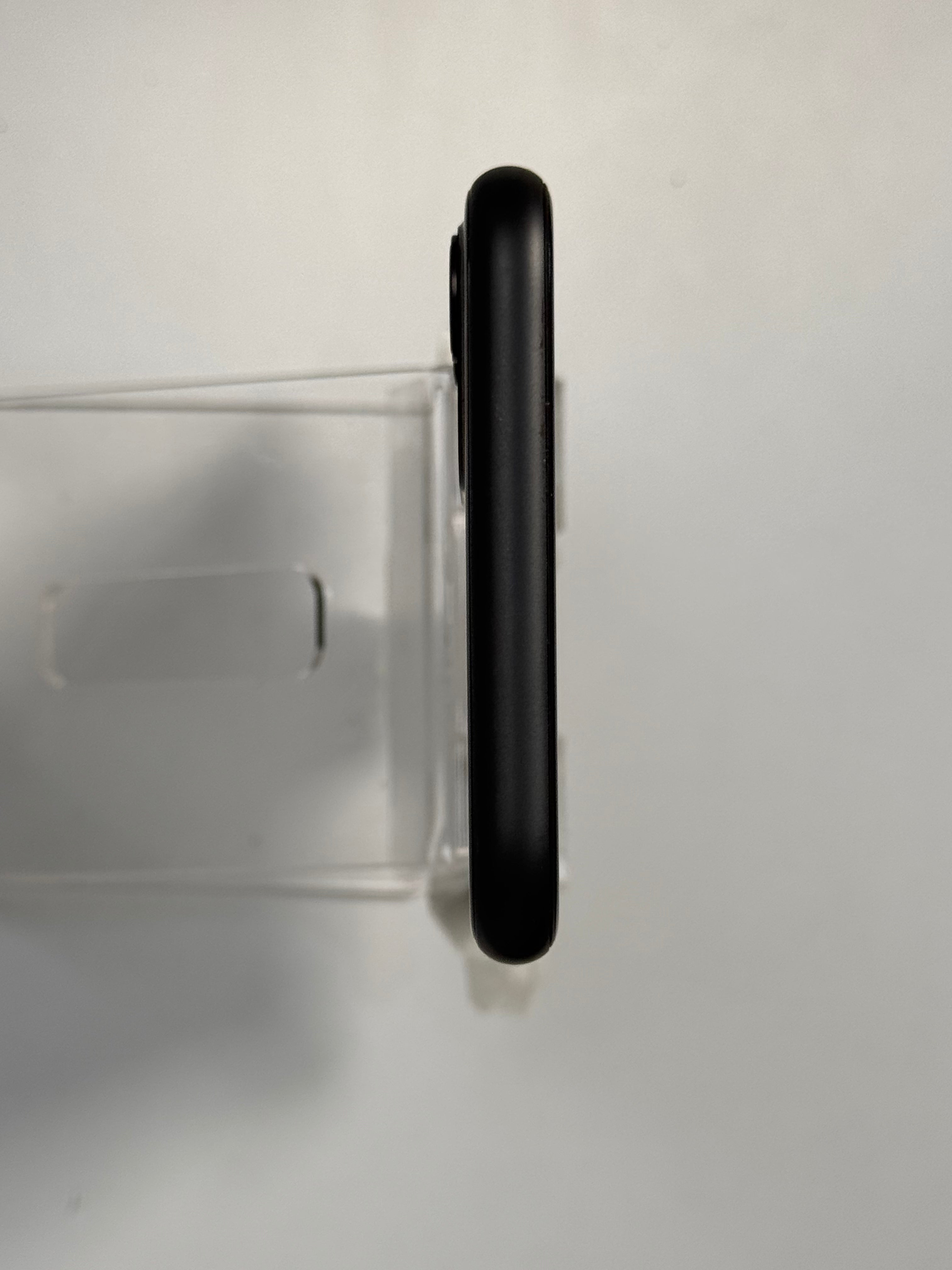 iPhone 11 64GB ex iBox Black