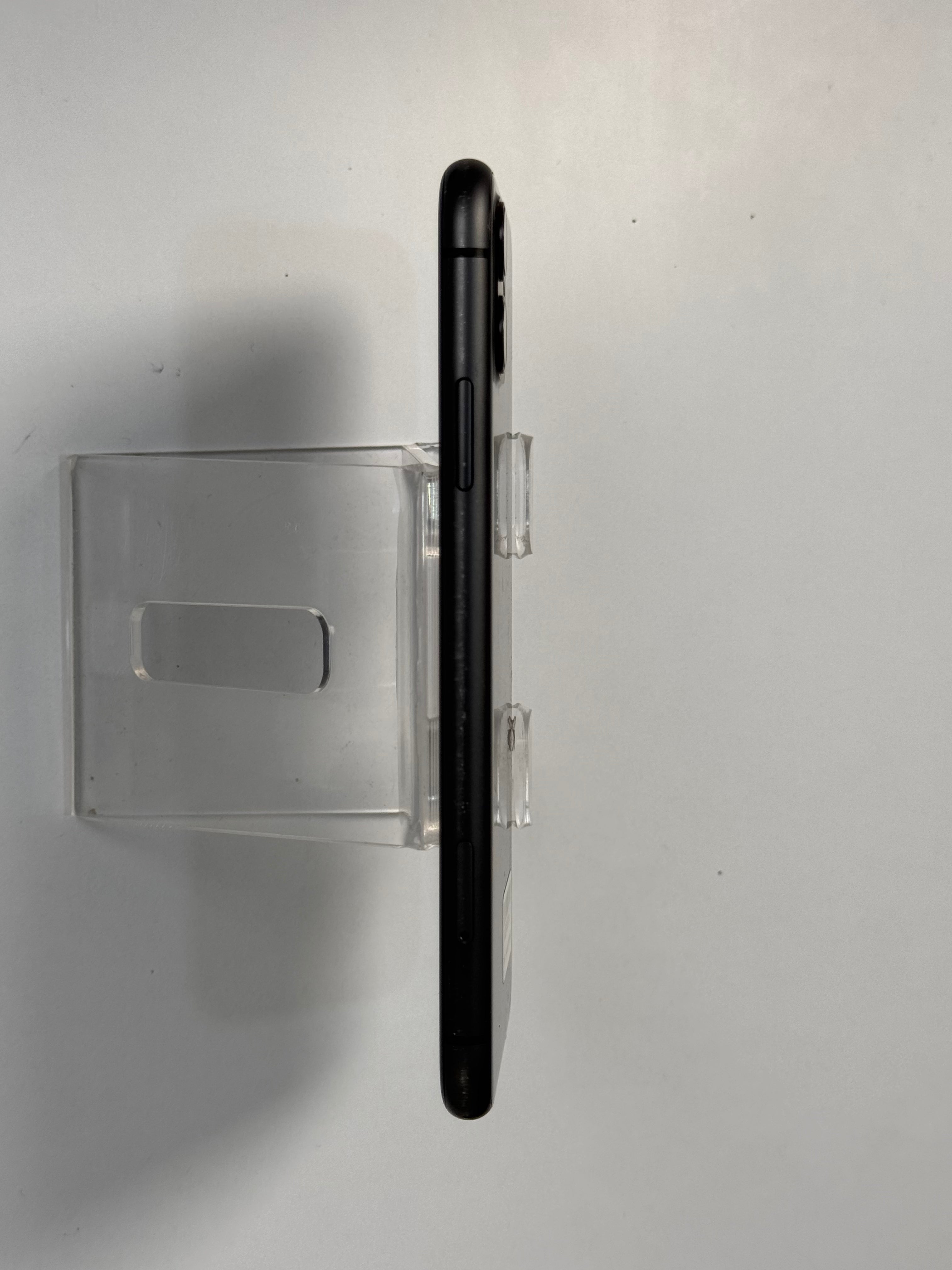 iPhone 11 64GB ex iBox Black