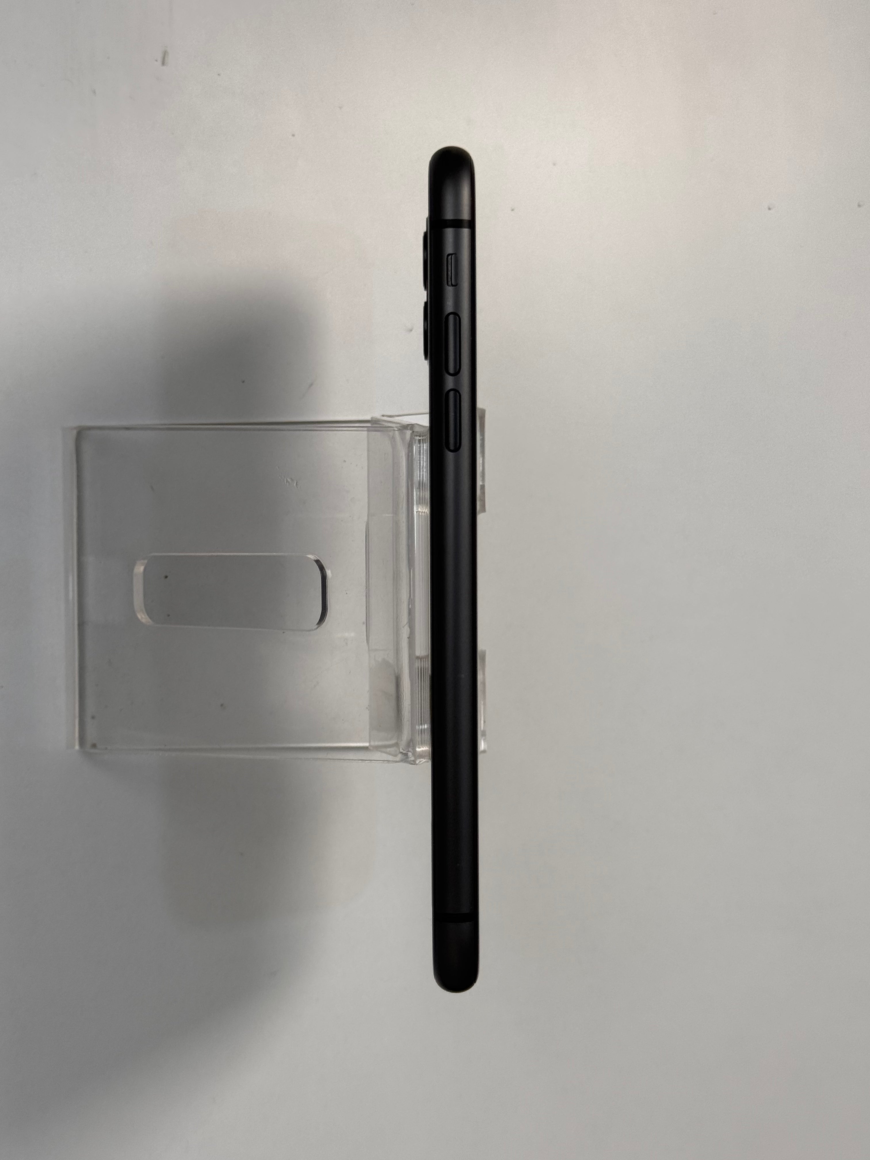 iPhone 11 64GB ex iBox Black