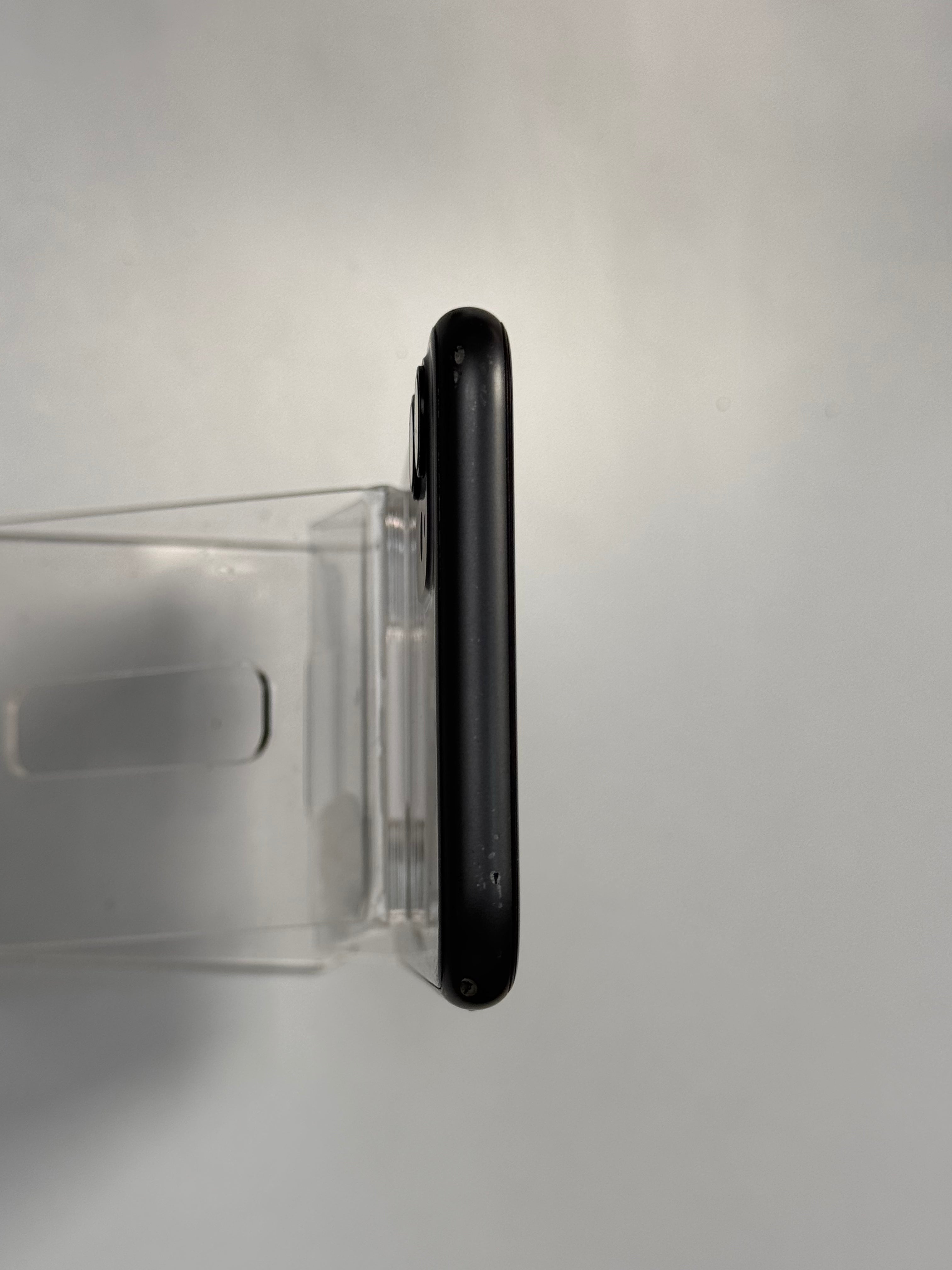 iPhone 11 64GB ex iBox Black